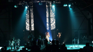 multiscena oświetlenie koncertu